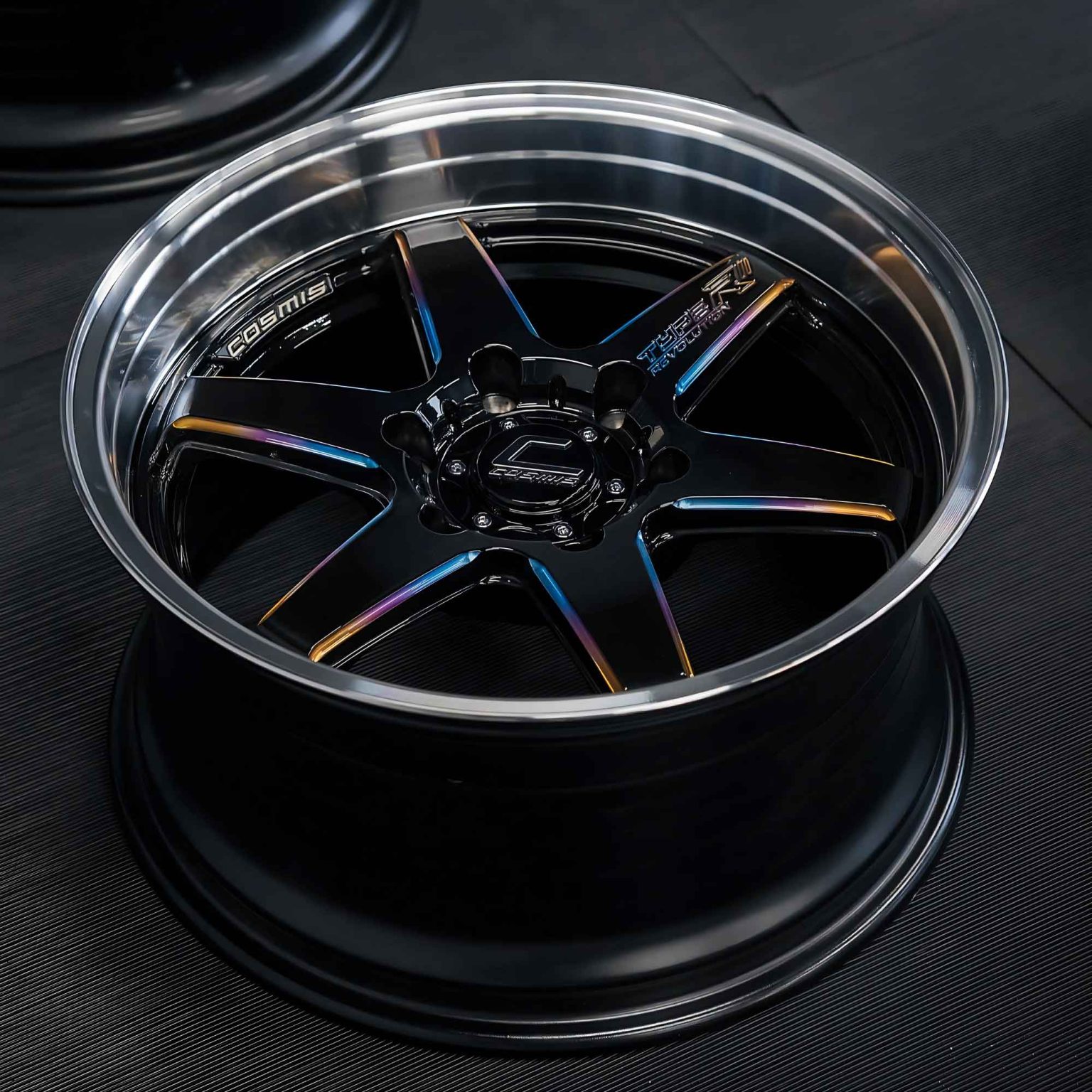 COSMIS TYPE-R 18*9.5 et27 6*139.7 (Titanium Spoke with Polish Lip) 1pc ...
